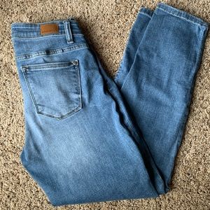 Judy Blue Boyfriend Jeans